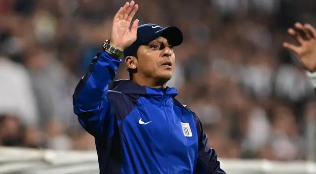 Guillermo Salas deja Alianza Lima tras 10 meses en el cargo. Guillermo Salas deja Alianza Lima tras 10 meses en el cargo.