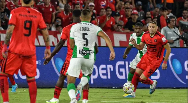 América de Cali recibió a Atlético Nacional. América de Cali recibió a Atlético Nacional.