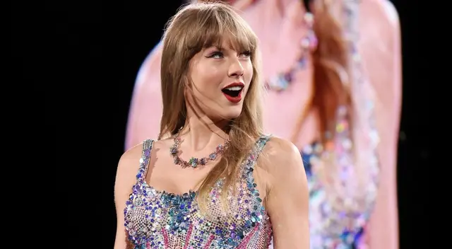 Taylor Swift ha demostrado su gran popularidad gracias a los records que ha roto en las distintas listas Billboard. Taylor Swift ha demostrado su gran popularidad gracias a los records que ha roto en las distintas listas Billboard.