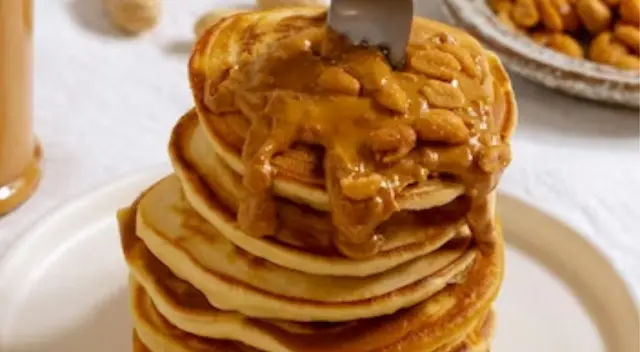 No se recomienda el consumo de panqueques en el desayuno No se recomienda el consumo de panqueques en el desayuno