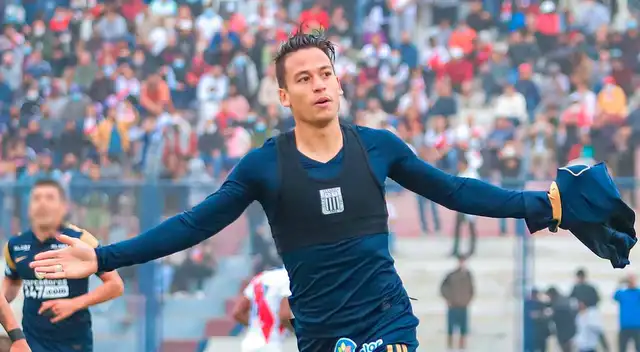 Cristian Benavente cumple su segunda temporada en Alianza