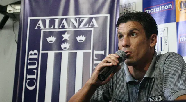Mauricio Larriera y su sistema clave para ganar el tri con Alianza Lima. Mauricio Larriera y su sistema clave para ganar el tri con Alianza Lima.