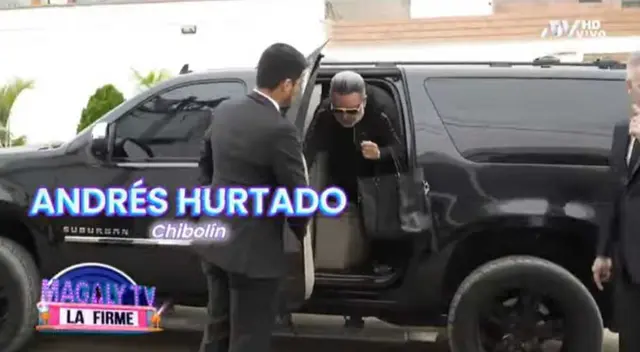 El conductor de televisión captó la atención por el lujoso auto que uso.