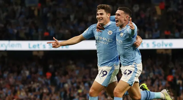 Julián Álvarez marcó el primer gol de Manchester City sobre Newcastle