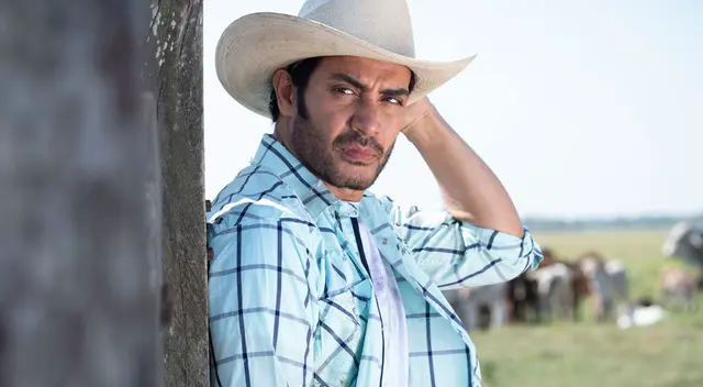 'Tierra de Esperanza' llegó con su capítulo 53 y la vida de Santos corrió peligro. 'Tierra de Esperanza' llegó con su capítulo 53 y la vida de Santos corrió peligro.