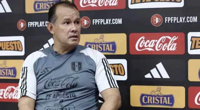 Juan Reynoso entrega lista de convocados de Perú para los partidos con Paraguay y Brasil Juan Reynoso entrega lista de convocados de Perú para los partidos con Paraguay y Brasil
