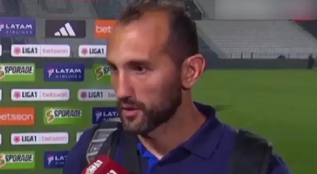 Hernán Barcos afirmó que fue vendado tras la victoria de Alianza Lima