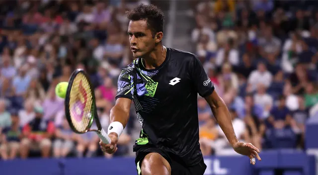 Varillas ganó su primer partido de main draw del US Open este año. Varillas ganó su primer partido de main draw del US Open este año.