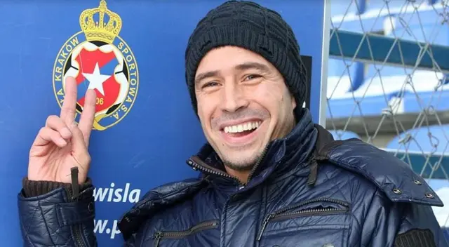 Mauro Cantoro jugó en 1998-1999 en Universitario.
