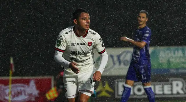 Alajuelense se impuso ante Grecia por 2-1.