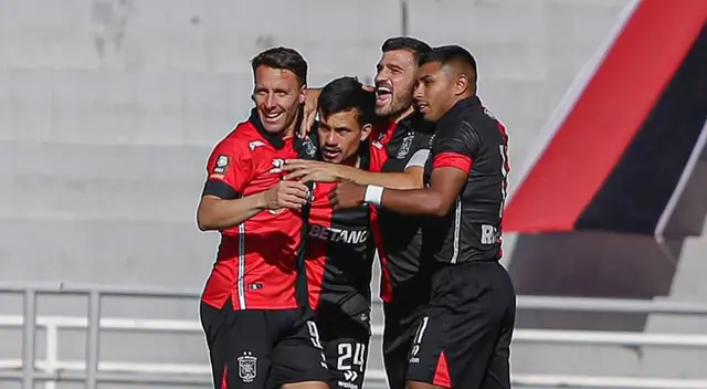 Bernardo Cuesta anotó doblete ante Alianza Atlético. Bernardo Cuesta anotó doblete ante Alianza Atlético.