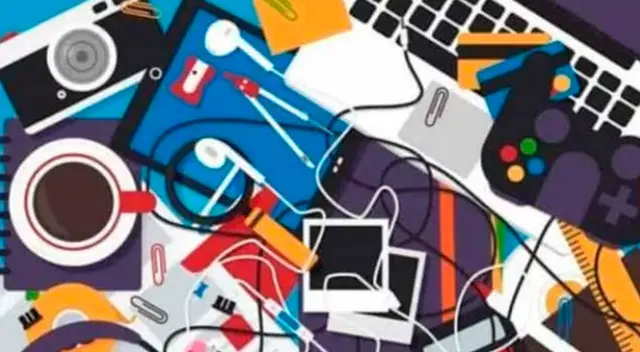 Por el apuro, un joven desordenó sus cosas en su cuarto y se olvidó dónde dejó su celular. Por el apuro, un joven desordenó sus cosas en su cuarto y se olvidó dónde dejó su celular.