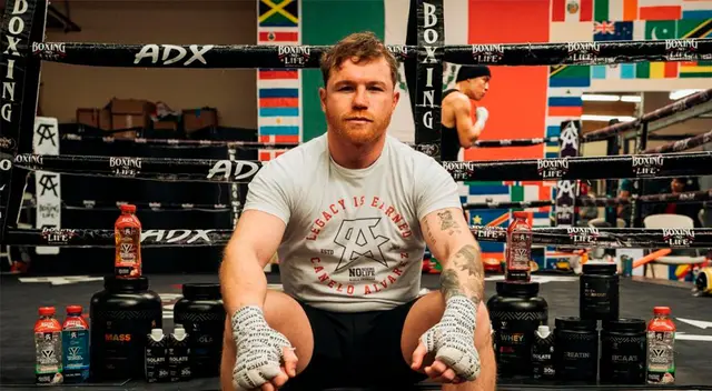 Canelo Álvarez goza de un buen estado físico gracias a su rutina de entrenamiento.