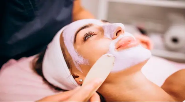 Con esta mascarilla casera podrás generar colágeno en tu piel y lucir más joven luego de los 40 años. Con esta mascarilla casera podrás generar colágeno en tu piel y lucir más joven luego de los 40 años.
