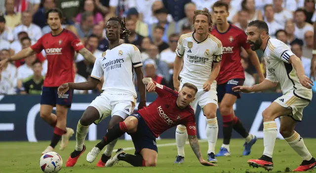 Real Madrid se enfrenta a Osasuna por LaLiga en el Santiago Bernabéu Real Madrid se enfrenta a Osasuna por LaLiga en el Santiago Bernabéu