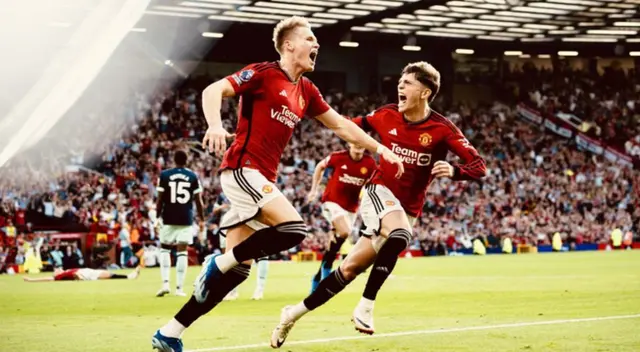 Manchester United ganó 2-1 a Brentford por la Premier League