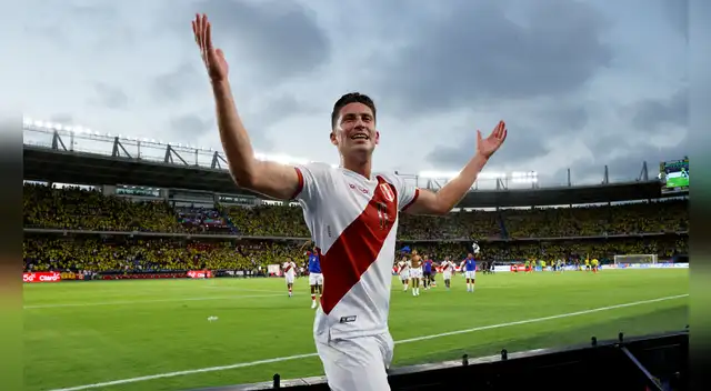 Santiago Ormeño ha jugado 11 partidos con la selección peruana. Foto: EFE