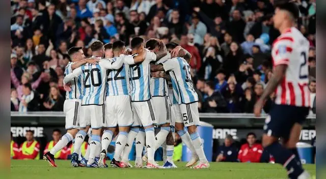 Argentina se mantiene en la punta de las Eliminatorias 2026. Foto: EFE