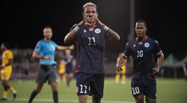 Edarlyn Reyes celebra su gol contra Barbados.