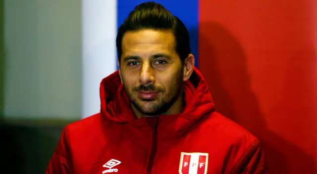 Claudio Pizarro se pronunció sobre los aficionados que lo cuestionaron durante su paso por la selección peruana.