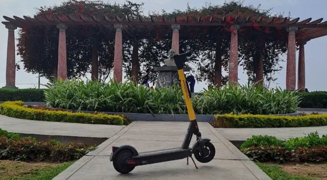 Uso de scooters eléctricos se incrementa debido al inclemente tráfico