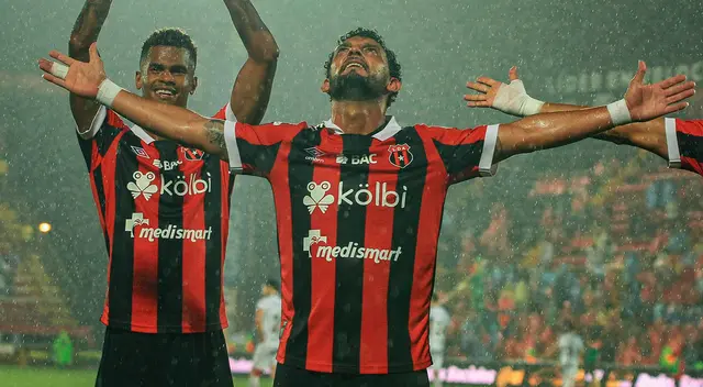 Alajuelense es el nuevo líder en Costa Rica tras ganar a Herediano.