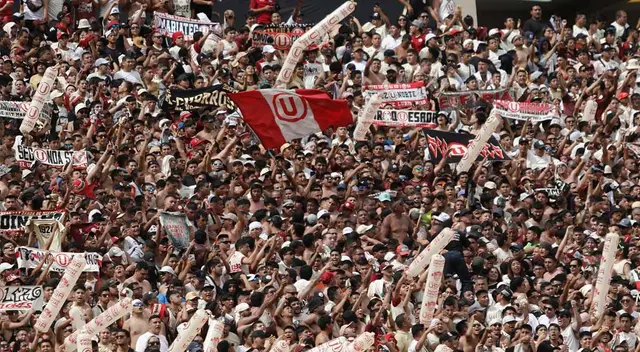 Universitario ya tomó una decisión sobre jugar las finales con ambas hinchadas
