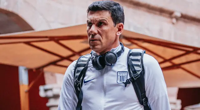 Larriera dirigió a Alianza Lima 11 partidos, de los cuales ganó 7 y empató 4. Larriera dirigió a Alianza Lima 11 partidos, de los cuales ganó 7 y empató 4.