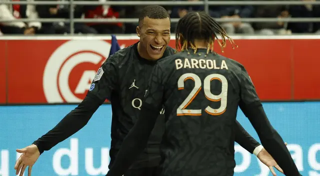 Kylian Mbappé marcó hat-trick.