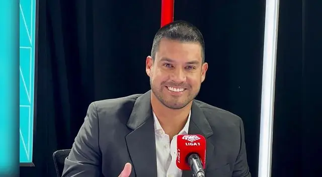 Erick Delgado se encuentra en la faceta de comentarista deportivo. Erick Delgado se encuentra en la faceta de comentarista deportivo.