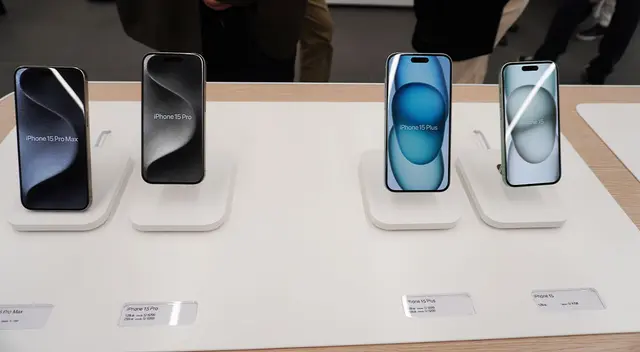 iPhone 15 Pro Max iPhone 15 Pro Max