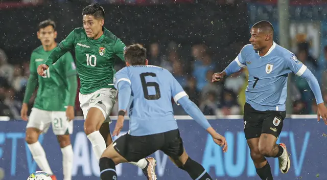 Uruguay y Bolivia chocan en el Centenario. Uruguay y Bolivia chocan en el Centenario.