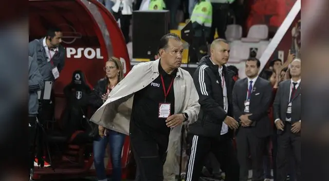 Reynoso suma 6 partidos con la selección peruana. Nunca ganó.