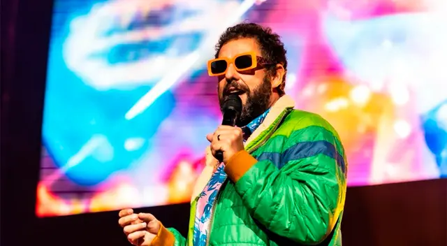 Adam Sandler es uno de los actores estadunidenses más populares en todo el mundo. Adam Sandler es uno de los actores estadunidenses más populares en todo el mundo.