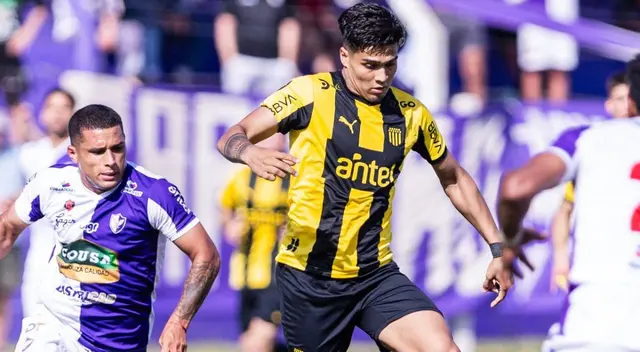 Peñarol vs Fénix por Campeonato Uruguayo Peñarol vs Fénix por Campeonato Uruguayo