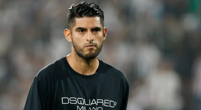 Carlos Zambrano se reunió con exjugadores de Alianza Lima mientras define su futuro