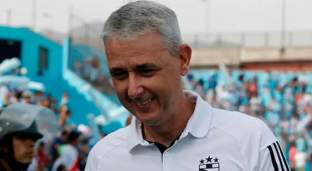 Tiago Nunes publicó mensaje en el día del aniversario de Sporting Cristal.
