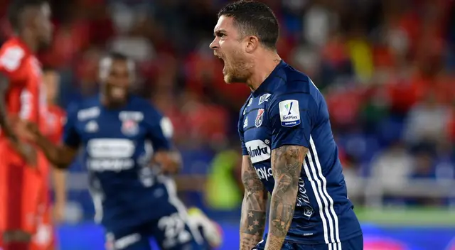 Adrián Arregui llegó anoche al país y será presentado como nuevo refuerzo de Alianza Lima. Adrián Arregui llegó anoche al país y será presentado como nuevo refuerzo de Alianza Lima.