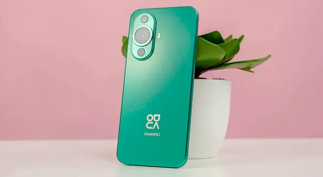El Huawei nova 11 es el nuevo smartphone chino que competirá con el iPhone 15 con sus cámaras y gran potencia.
