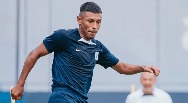 Jhamir D'Arrigo entra al once de Restrepo.