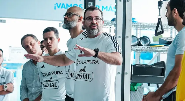 Enderson Moreira dirigirá a Sporting Cristal por todo el 2024.