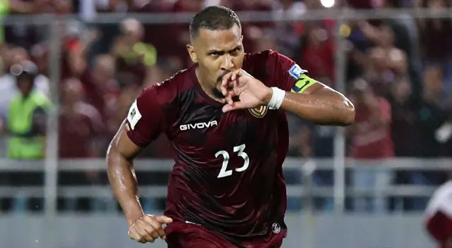 Salomón Rondón no llegará a Universitario para el centenario