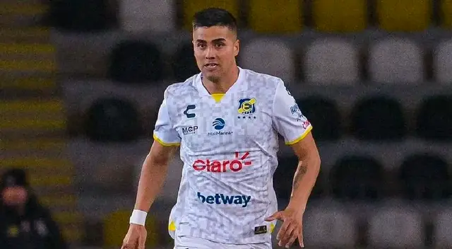 Álvaro Madrid fue uno de los primeros nombres que sonó con fuerza en la 'U'.