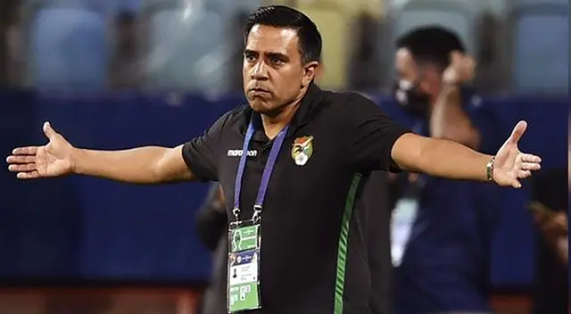 César Farías no llegará a Universitario.