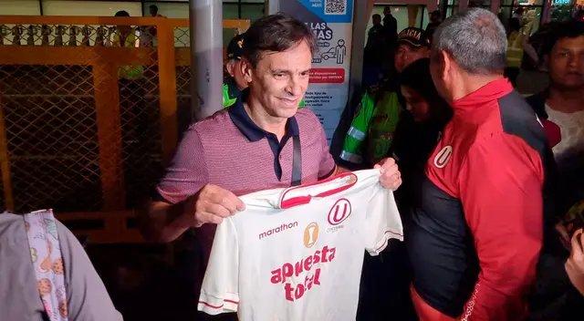 Fabián Bustos es el nuevo DT de Universitario de Deportes.