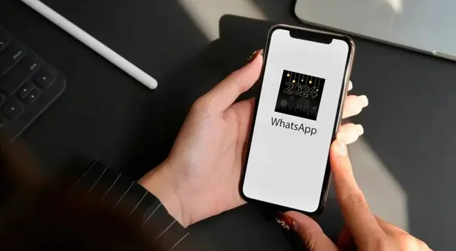 ¿Cómo colocar '2024' en tu ícono de WhatsApp?