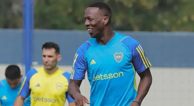 Advíncula se perfila como uno de los titulares en Boca Juniors este 2024. Advíncula se perfila como uno de los titulares en Boca Juniors este 2024.
