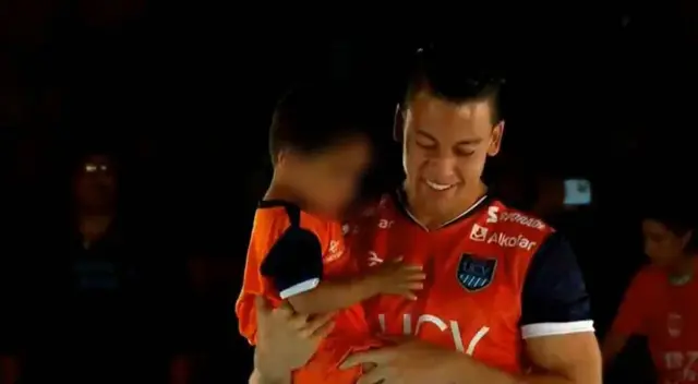 Cristian Benavente no sumó minutos ante Universitario Cristian Benavente no sumó minutos ante Universitario