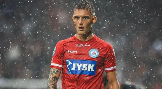 Oliver Sonne fue sorprendido por peruanos en entrenamiento del Silkeborg.