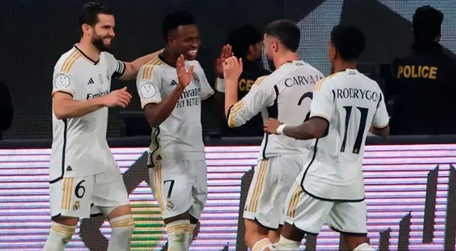Real Madrid es campeón de la Supercopa de España tras golear 4-1 a Barcelona